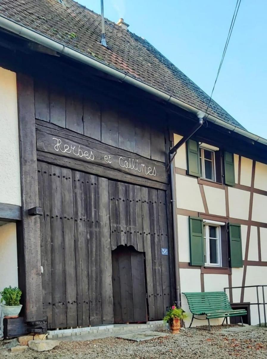 Herbes Et Collines Winkel Buitenkant foto